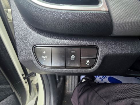 Used 2021 Kia Seltos LX AWD/4WD image 15