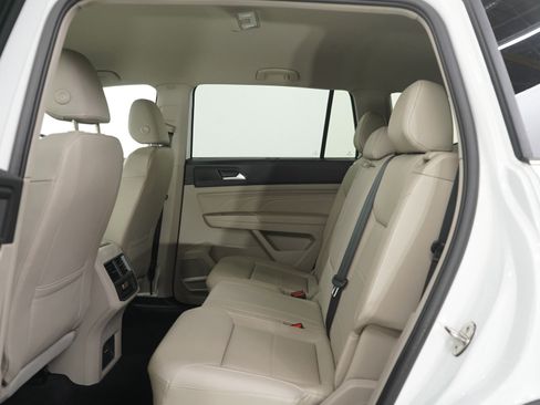 Used 2023 Volkswagen Atlas SE image 20