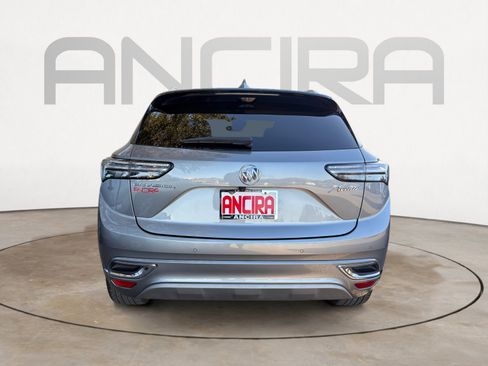 Used 2023 Buick Envision Avenir image 10