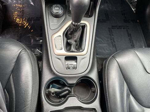 Used 2017 Jeep Cherokee High Altitude image 14