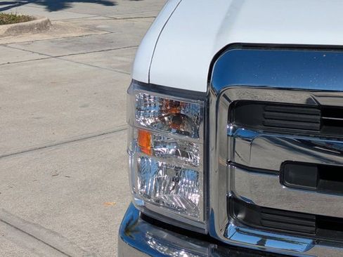 New 2026 Ford E-350 and Econoline 350 Super Duty w/ Power Equipment Group image 9