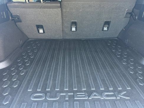 Used 2022 Subaru Outback AWD/4WD image 14