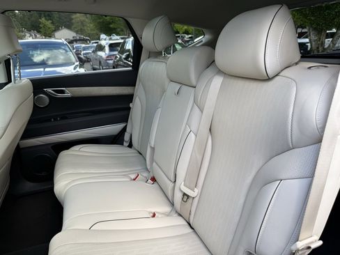 Used 2024 Genesis GV80 3.5T w/ Advanced Package image 12