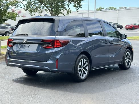 Used 2025 Honda Odyssey EX-L image 11