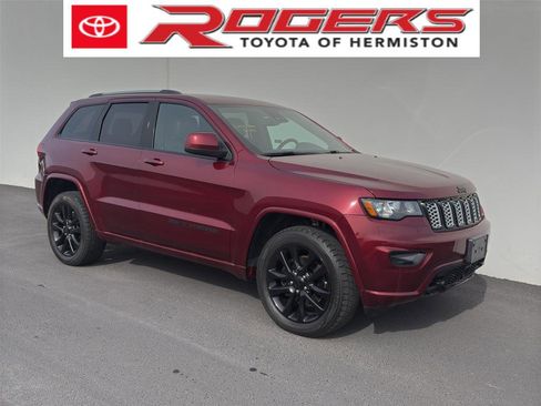 Used 2021 Jeep Grand Cherokee Altitude AWD/4WD image 1
