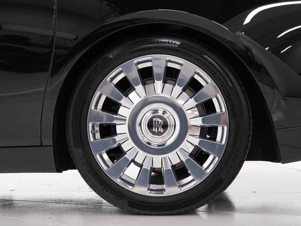 Certified 2023 Rolls-Royce Phantom Sedan RWD image 51