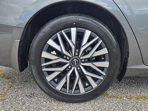 Used 2023 Nissan Altima 2.5 SV FWD image 27