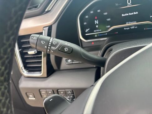 Used 2023 GMC Sierra 1500 Denali w/ Denali Reserve Package AWD/4WD image 8