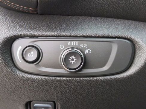 Certified 2022 Chevrolet Blazer Premier image 18