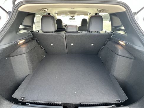 New 2026 Nissan Kicks SR w/ Cold Weather Package image 31