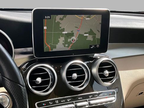 Certified 2017 Mercedes-Benz GLC 300 4MATIC image 7