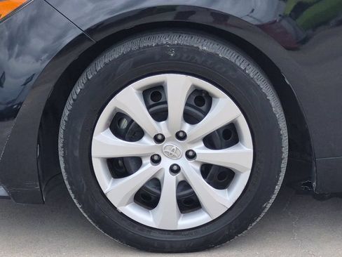 Used 2024 Toyota Corolla LE FWD image 25