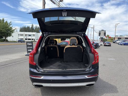 Used 2016 Volvo XC90 T8 Inscription AWD/4WD image 8