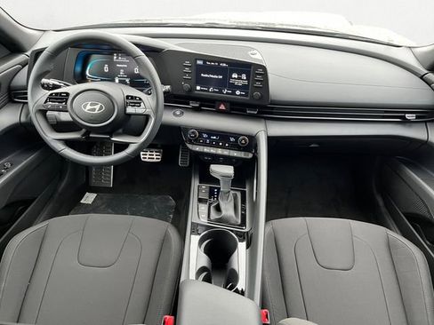 New 2026 Hyundai Elantra SEL Sport Premium FWD image 10