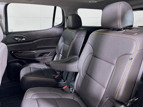 Used 2023 GMC Acadia AT4 w/ Preferred Package image 24