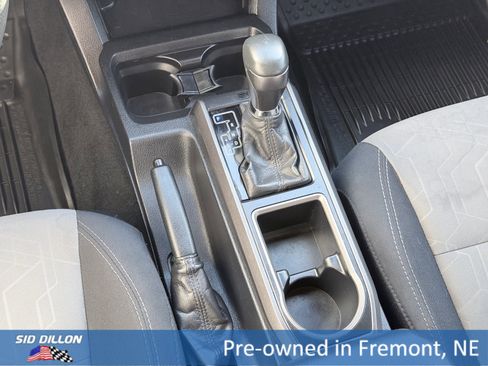 Used 2020 Toyota Tacoma TRD Sport image 11