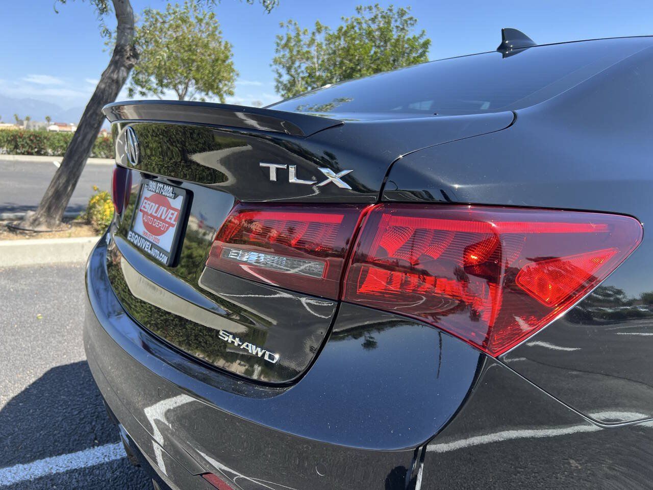 Used 2018 Acura TLX w/ Technology & A-SPEC Package AWD/4WD image 27