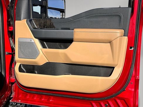 Used 2024 Ford F250 Lariat w/ Tremor Off-Road Package image 29