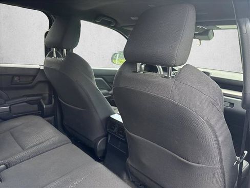 Used 2025 Toyota 4Runner SR5 AWD/4WD image 26