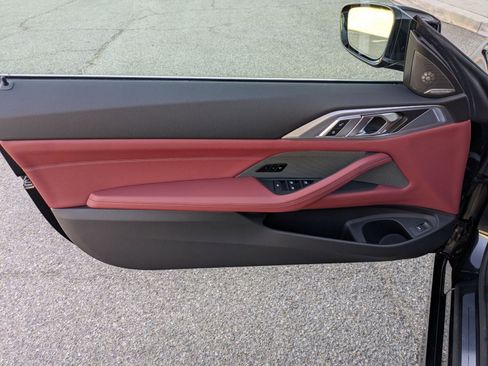 Used 2025 BMW 430i Convertible RWD image 10