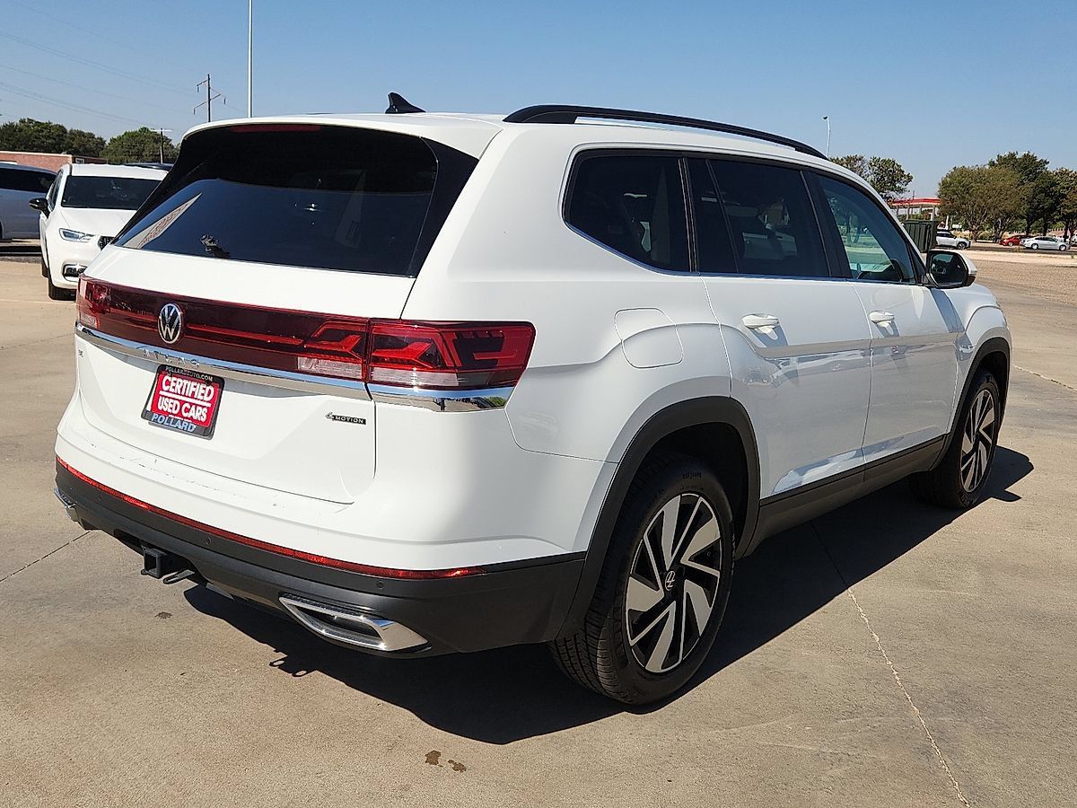 Used 2025 Volkswagen Atlas SE AWD/4WD image 4
