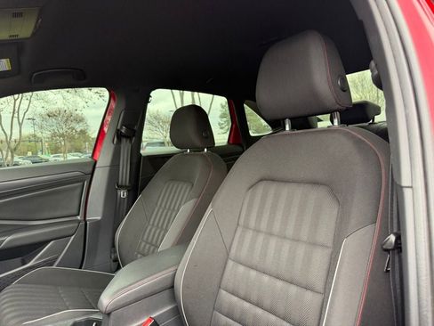 Used 2020 Volkswagen Jetta GLI image 26