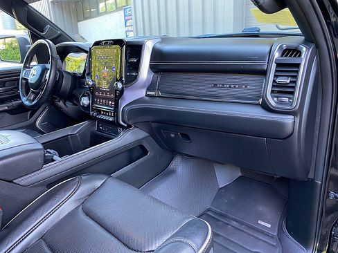 Used 2019 RAM 1500 Limited AWD/4WD image 28