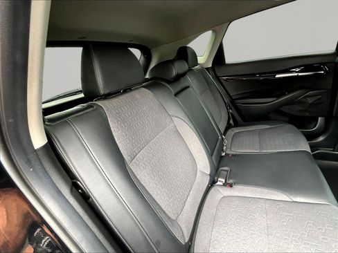 Used 2024 Kia Seltos S AWD/4WD image 25