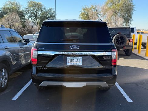 Used 2021 Ford Expedition Limited image 11