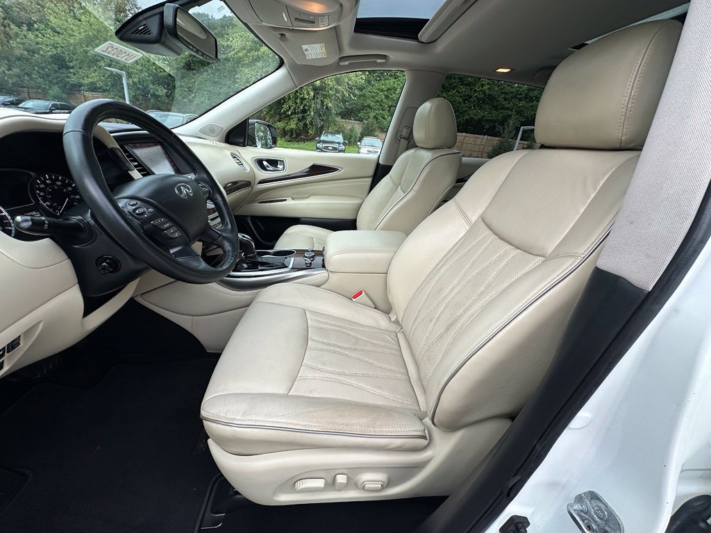 Used 2017 INFINITI QX60 Luxe w/ Deluxe Technology Package AWD/4WD image 22