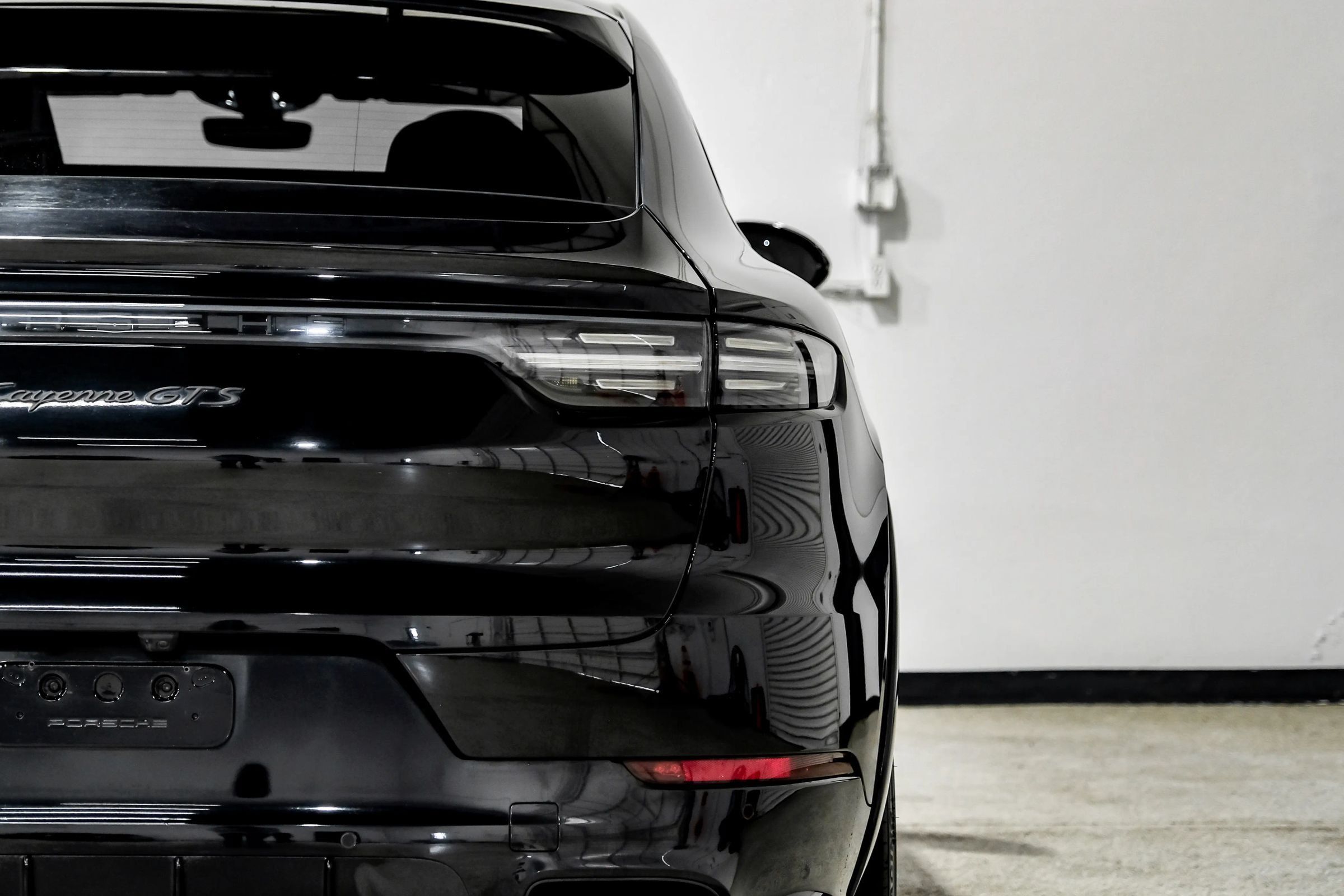 Used 2021 Porsche Cayenne GTS w/ Premium Package AWD/4WD image 61