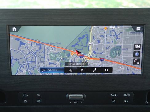 Used 2023 Mercedes-Benz Sprinter 3500 image 16