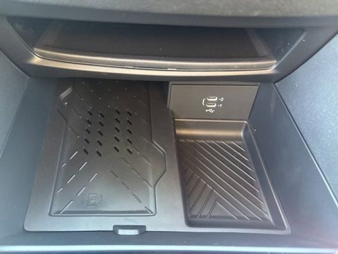 New 2026 Chrysler Pacifica Limited w/ S Appearance Package image 30