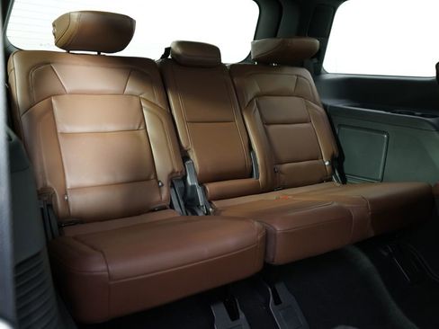 New 2026 Lincoln Navigator Reserve AWD/4WD image 19