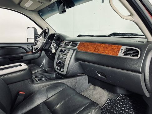 Used 2013 GMC Sierra 3500 SLT image 17