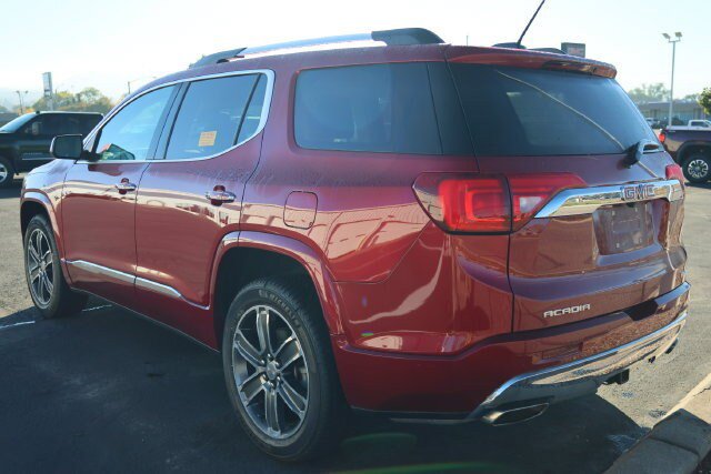 Used 2019 GMC Acadia Denali w/ Technology Package AWD/4WD image 3