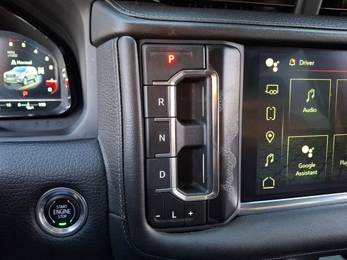 Certified 2023 GMC Yukon Denali AWD/4WD image 18