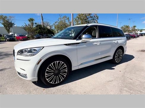 Used 2022 Lincoln Aviator Black Label w/ Dynamic Handling Package image 43