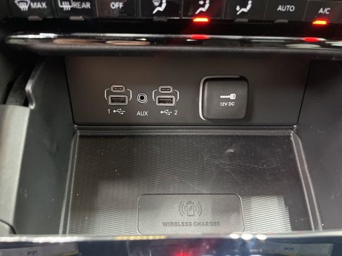 New 2025 Jeep Grand Cherokee L Altitude RWD image 18