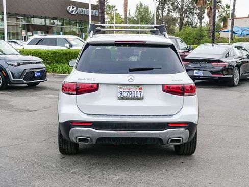 Used 2022 Mercedes-Benz GLB 250 4MATIC image 6