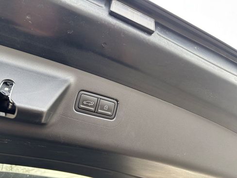 Used 2025 Hyundai Santa Fe SEL image 23