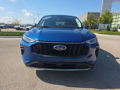 Used 2023 Ford Escape Active image 2