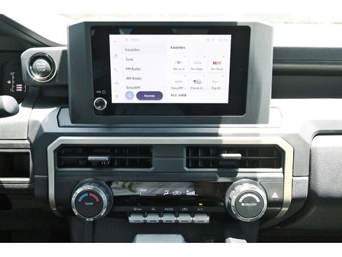 Used 2026 Toyota Tacoma SR AWD/4WD image 22