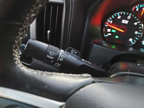 Used 2018 GMC Sierra 1500 SLT w/ Enhanced Driver Alert Package image 26