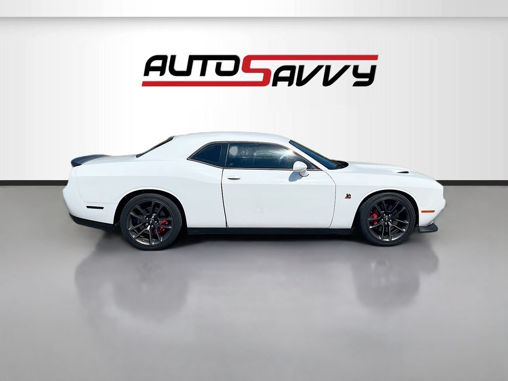 Used 2022 Dodge Challenger R/T Scat Pack RWD image 8