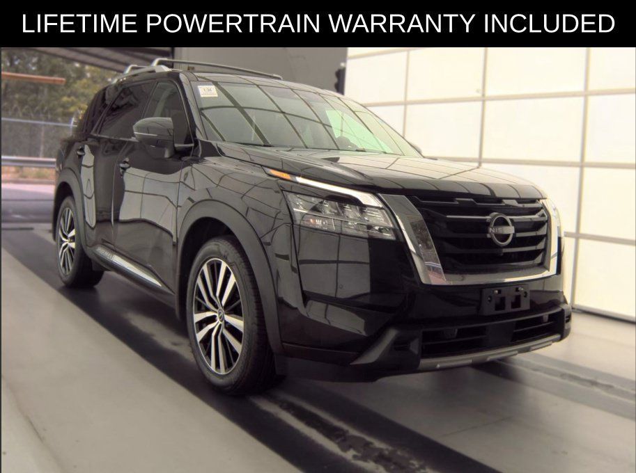 Used 2023 Nissan Pathfinder Platinum AWD/4WD image 1