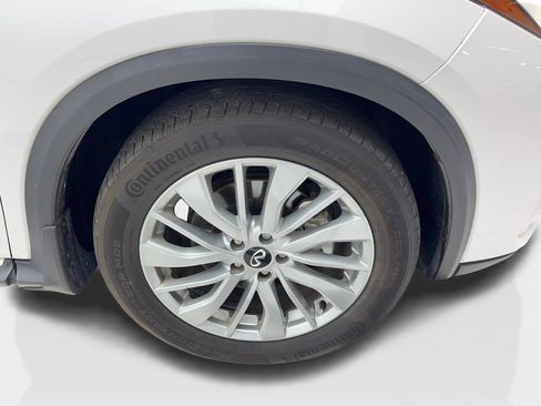 Used 2023 INFINITI QX50 Luxe FWD image 13