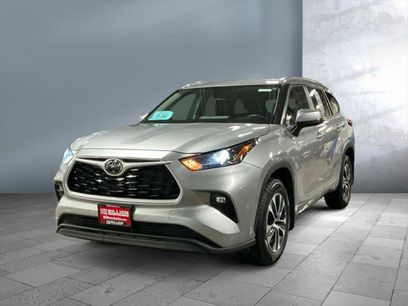Certified 2024 Toyota Highlander XLE