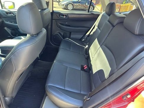 Used 2015 Subaru Outback 2.5i Limited AWD/4WD image 10