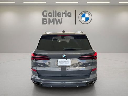 Certified 2025 BMW X5 sDrive40i w/ Executive Package image 9